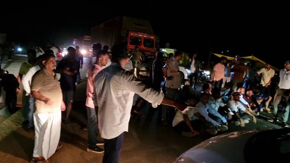 FIRs filed against Hindutva activists in Bhatkal over protest against SP M. Narayan