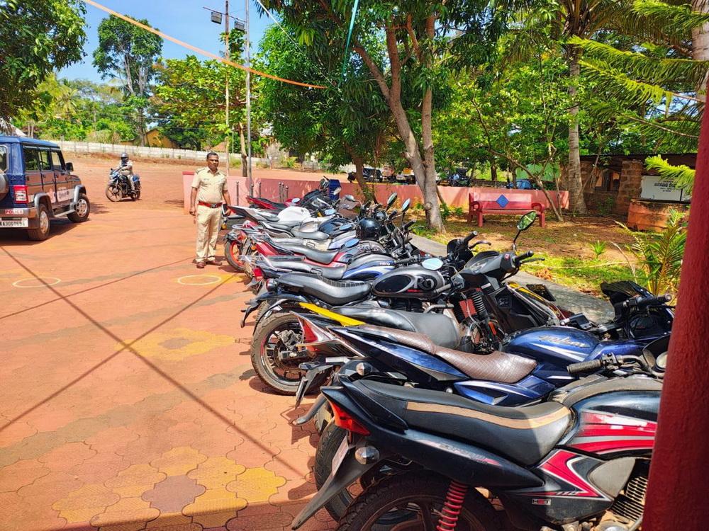 Uttara Kannada police seize 16 bikes, including 3 in Murdeshwar, in drunk driving crackdown