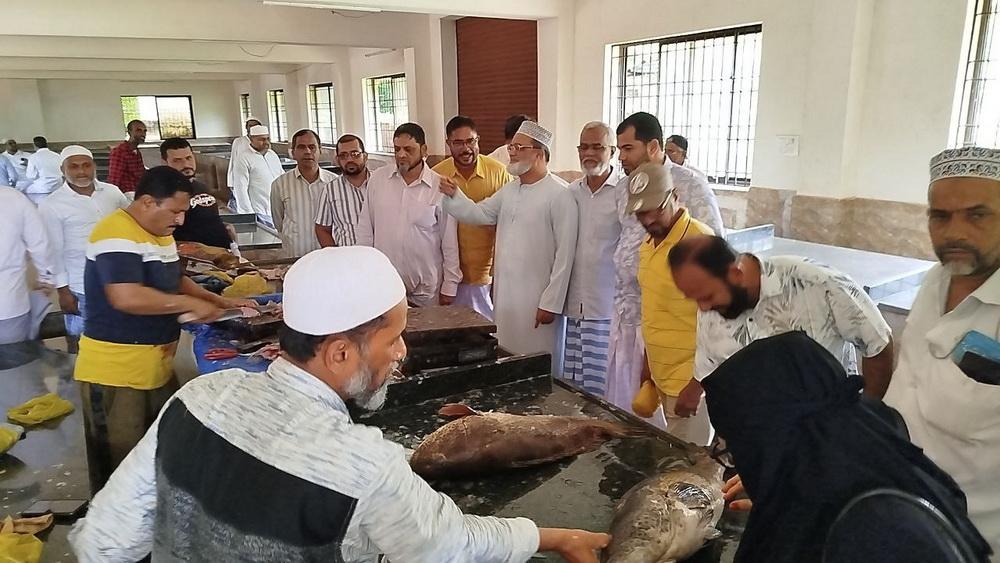 Bhatkal’s new hi-tech fish market gains momentum; over 50 stalls booked as buyers flock on third day
