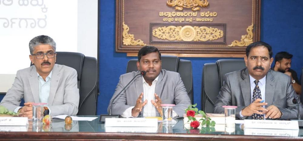 Karwar: Officials must furnish RTI replies on time or face penalty, says Commissioner