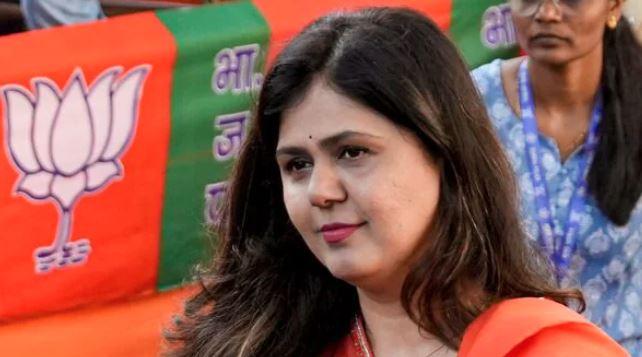 Maharashtra minister faces criticism over remark equating soldiers’ sacrifice with tree cutting