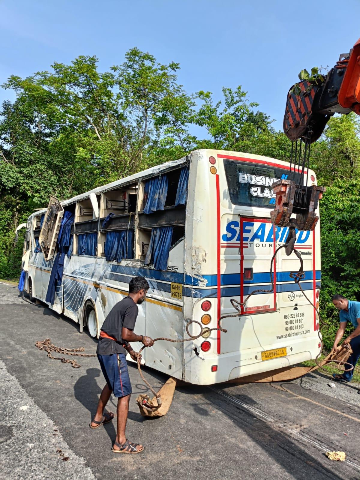 One killed, 20 injured as bus overturns in Ankola