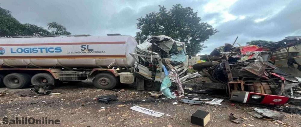 Ankola: Two killed, over eight injured in bus-lorry collision