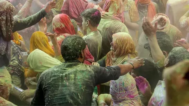 Man assaulted after argument during Holi celebrations in Delhi road rage incident